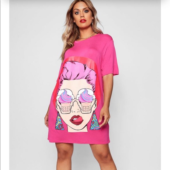 boohoo plus Dresses & Skirts - Boohoo maya face print T shirt dress/ Final price